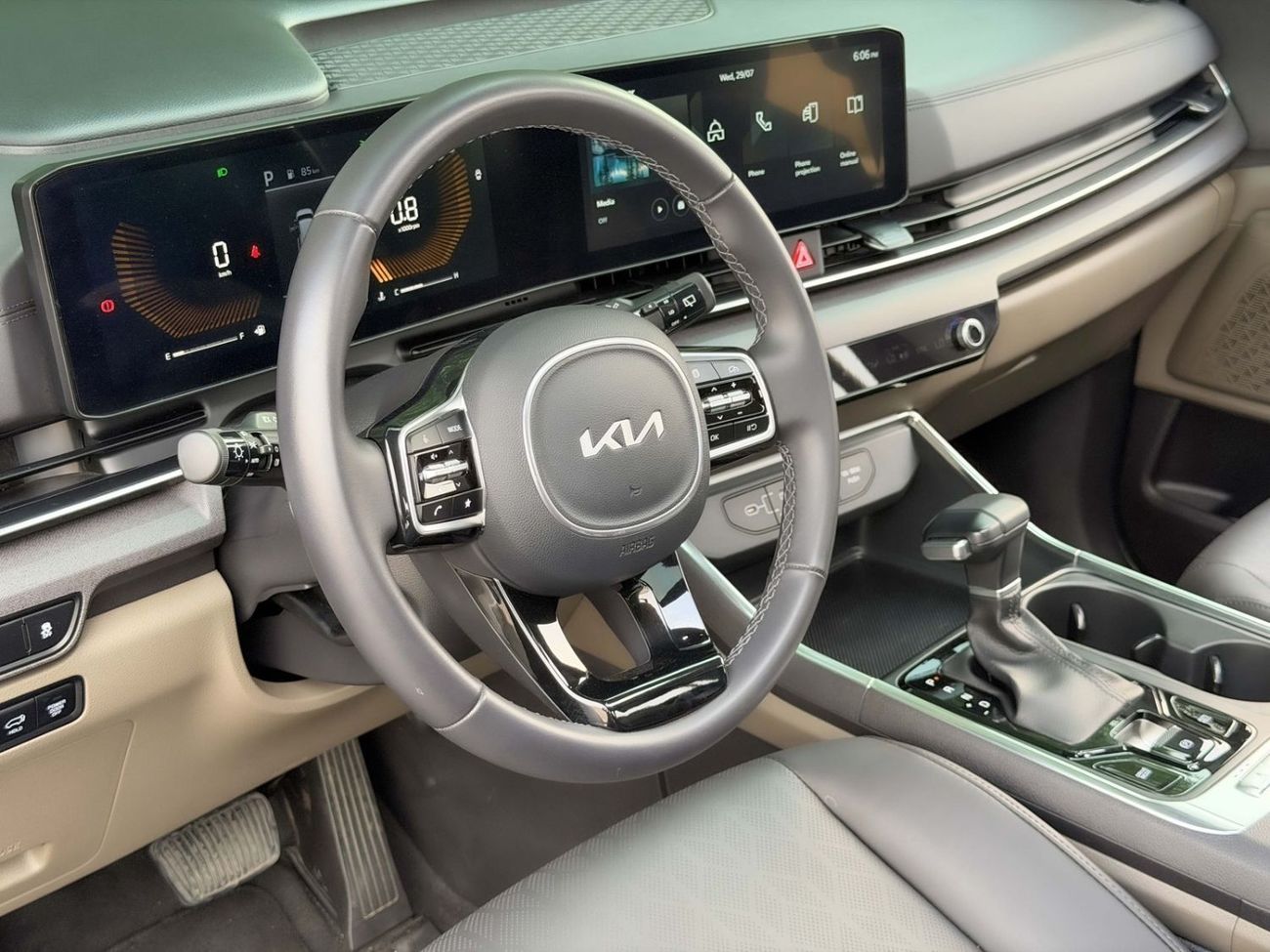 Kia Carnival EX DLX, миниатюра 8