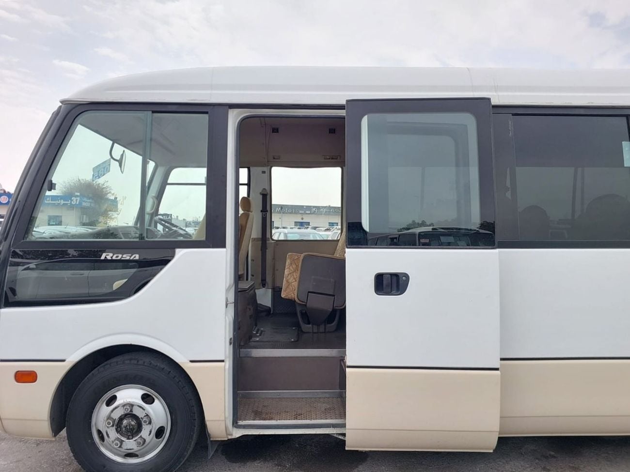 ميتسوبيشي روزا (RAMADAN OFFER) MITSUBISHI ROSA BUS RHD 2007 MODEL 4.9 L DIESEL AUTOMATIC(PM00332)