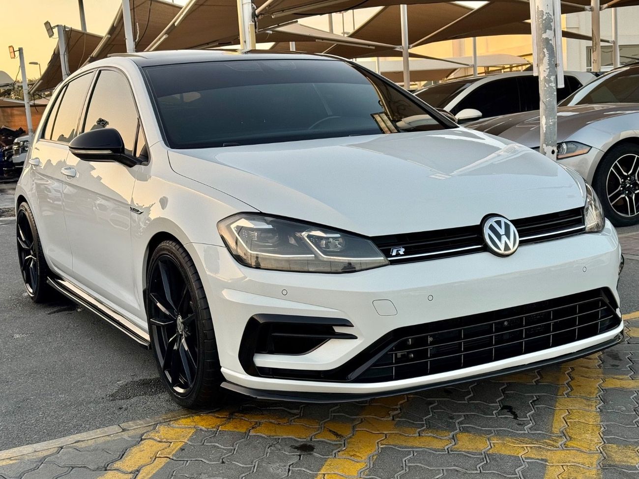 Volkswagen Golf R