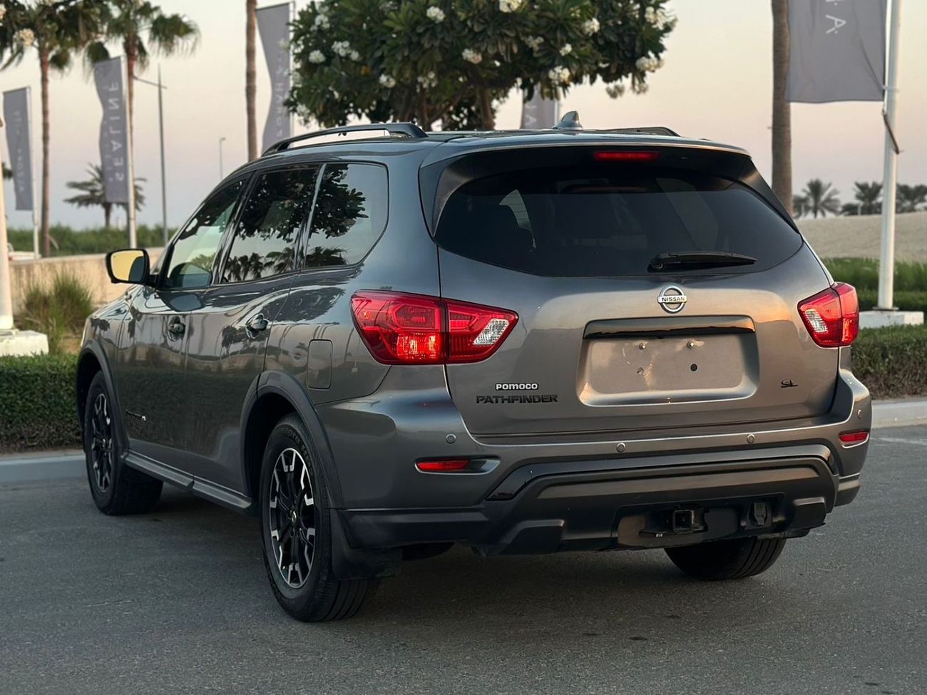 Nissan Pathfinder SL 3.5L (271 HP)