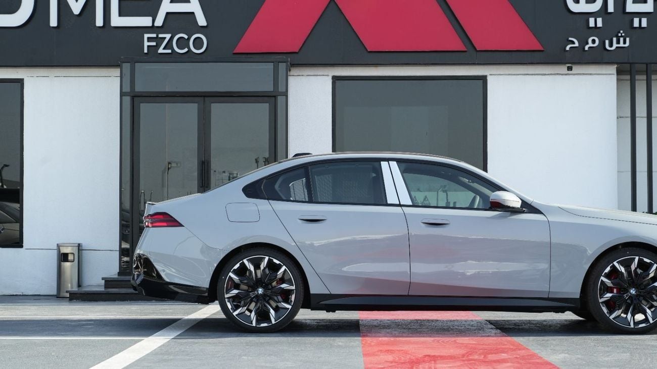 BMW 530i 530i M-SPORT PRO BROOKLYN GRAY METALLIC 2026MY EXPORT PRICE