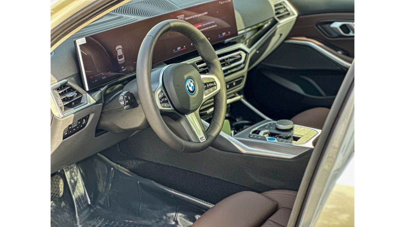 BMW i3 NEW BMW I3 E-DRIVE40L 2024 (592 KM), HUD, 360 CAMERA