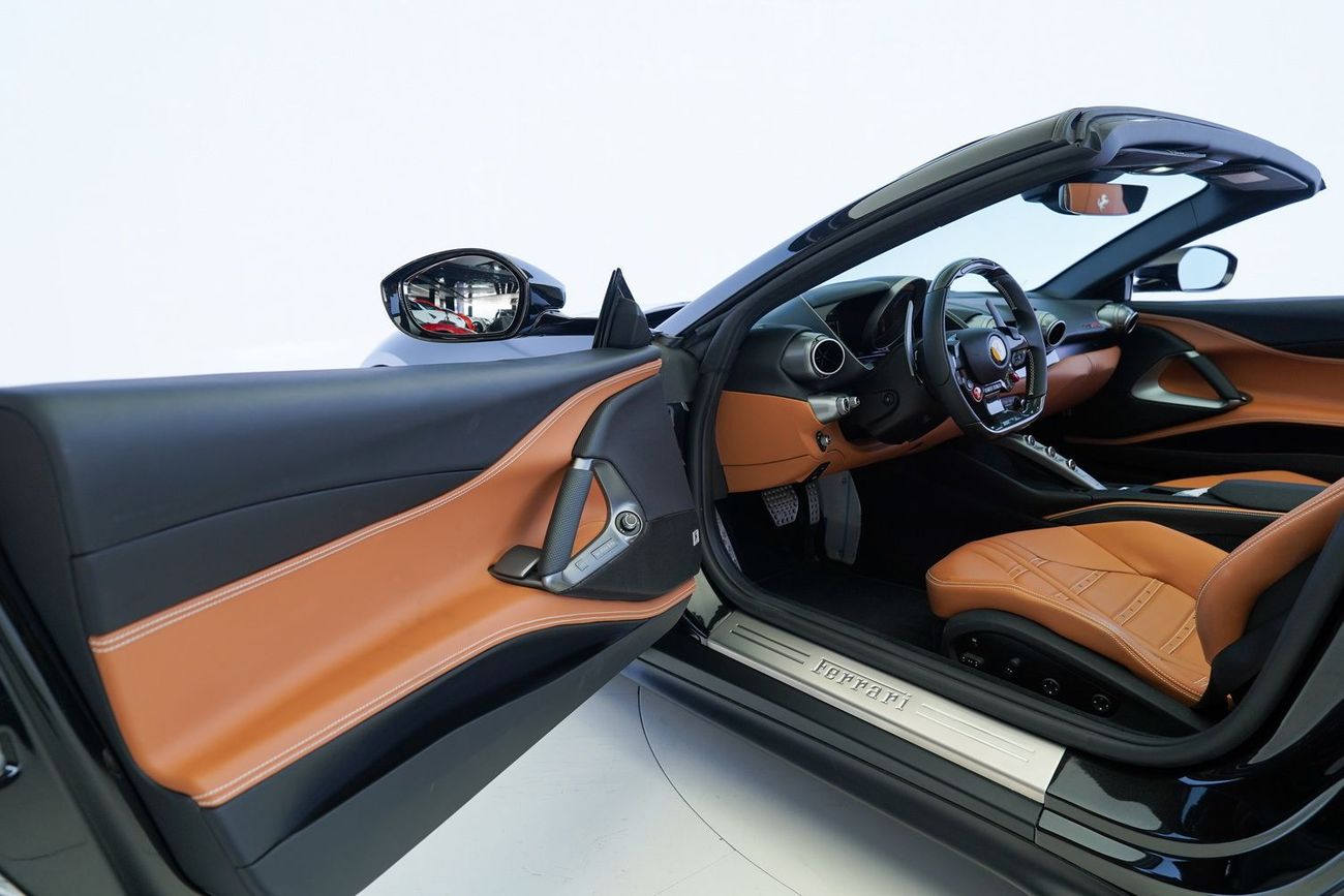 فيراري 812 GTS