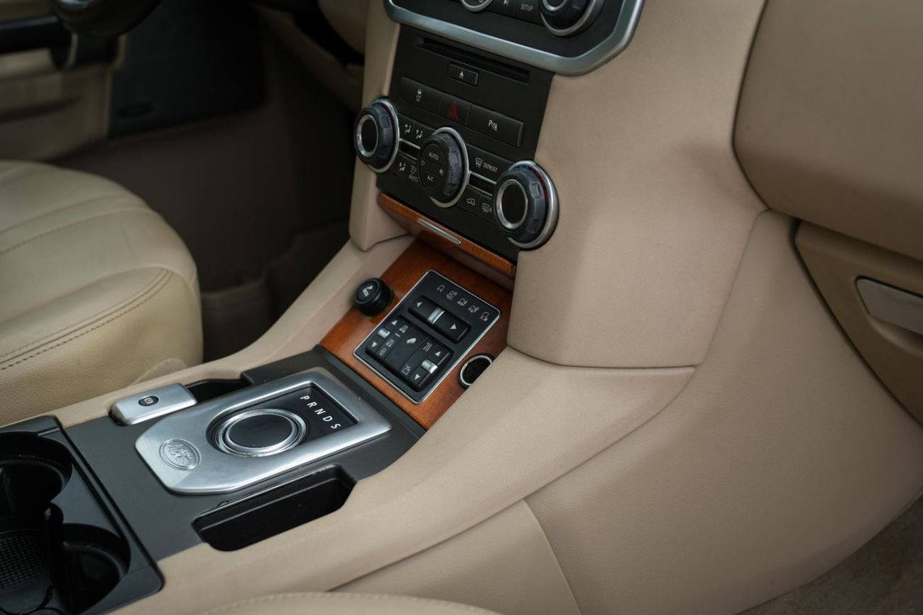 لاند روفر فريلاندر LR4 HSE V6 SUPERCHARGED 2014!! GCC SPECS !! WELL MAINTAINED