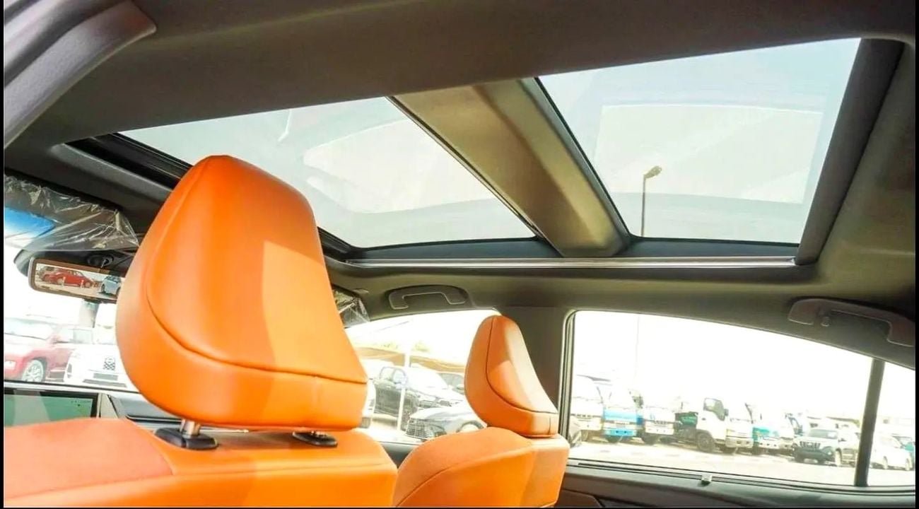 Toyota Camry LUMIERE HEV 2.5L HUBRID GCC SAUDI SPEC