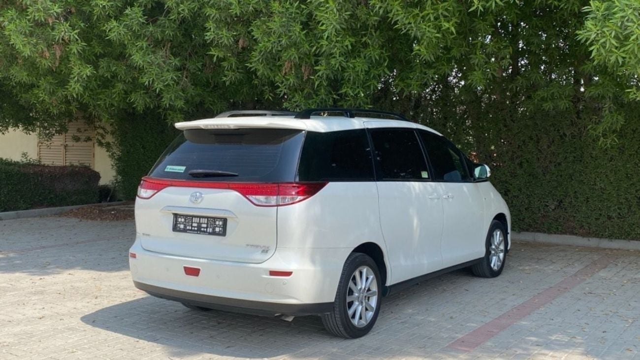 تويوتا بريفيا SE SE Full option