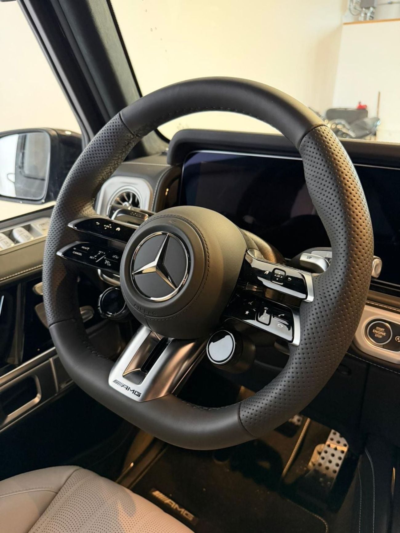 Mercedes Benz G63 AMG STANDARD Germany Spec | Black / White Interior | Brand New