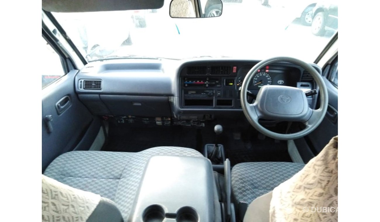 Toyota Hiace Hiace RIGHT HAND DRIVE (Stock no PM 246 )