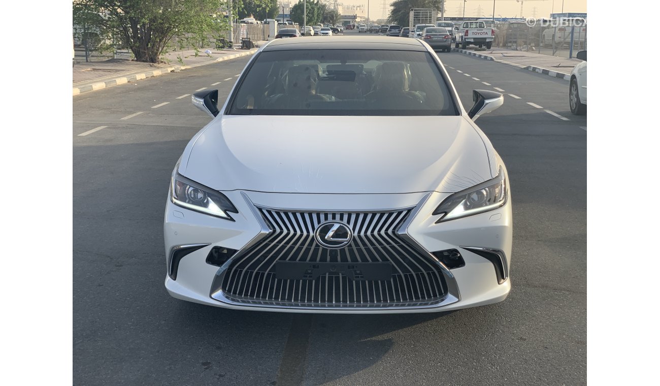 Lexus ES350 V6 MY2021 4 Cameras / Panoramic Sunroof