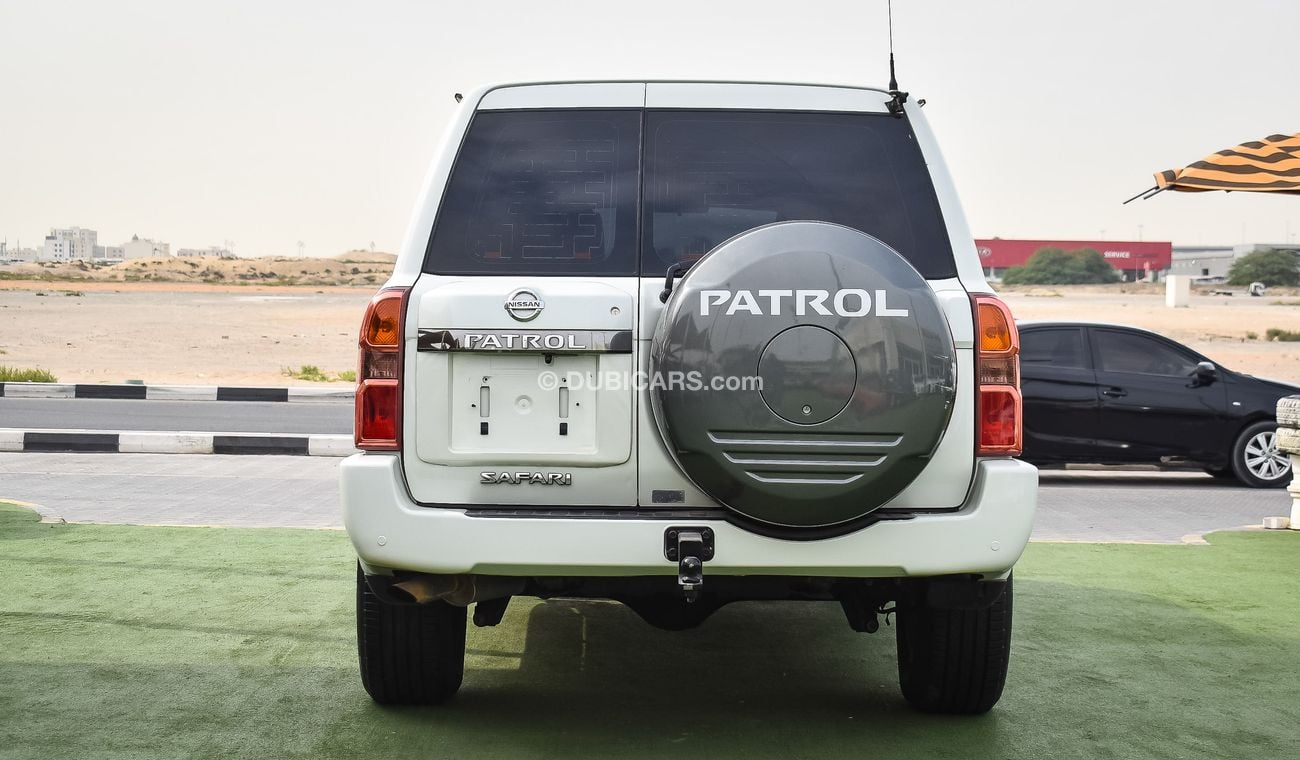 نيسان باترول سفاري