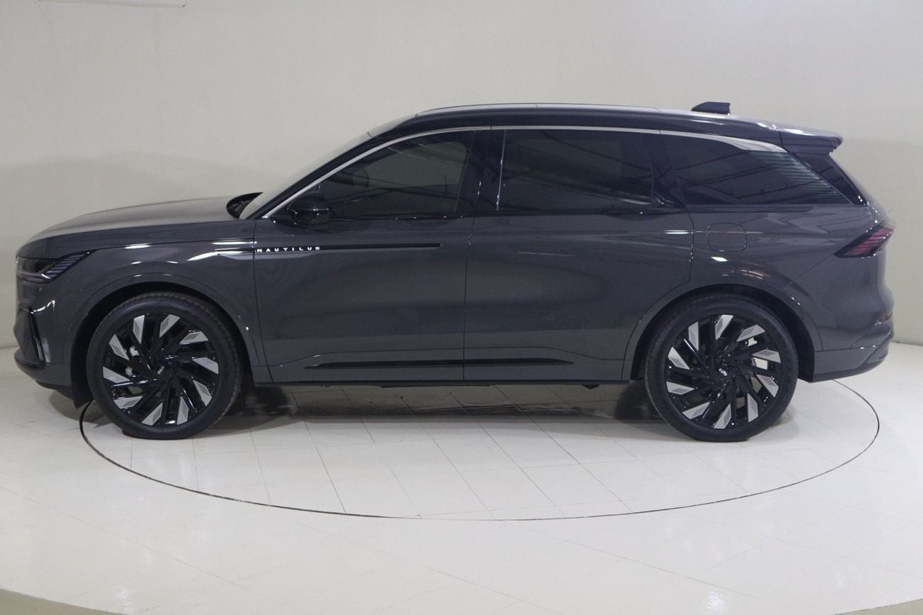 Lincoln Nautilus PRESIDENTIAL NAU925H FHEV / AL TAYER MOTORS /AL QOUZ SHOWROOM