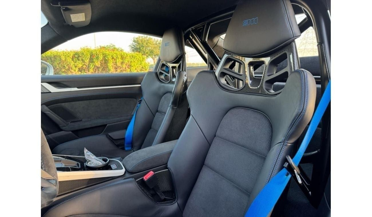 Porsche 911 Dakar 3.0L (475 HP) Coupe BRAND NEW GERMAN SPEC UNDER WARRANTY