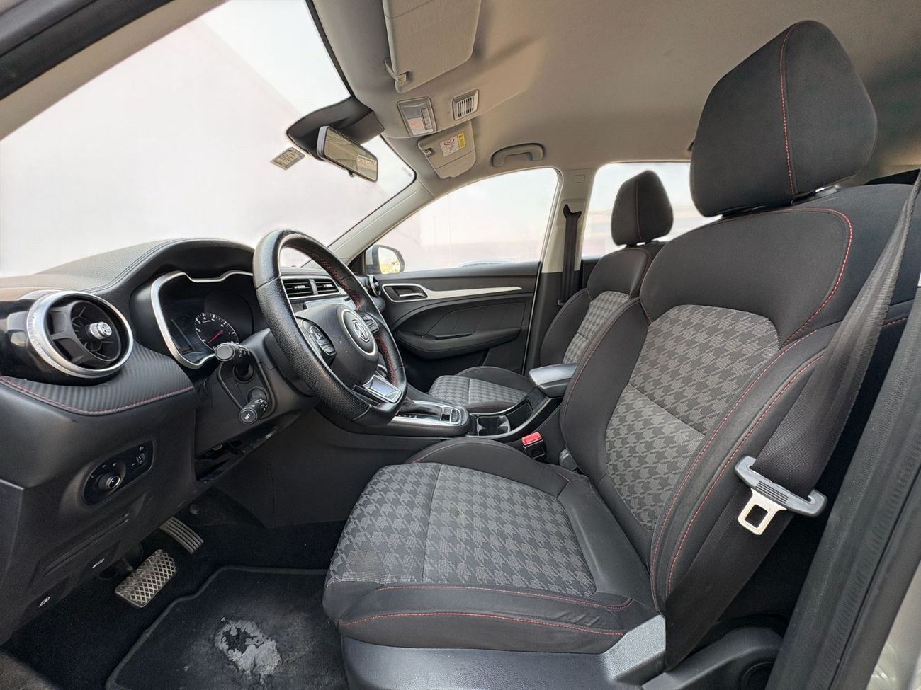 MG ZS ZS | 2023 | GCC SPECS | SILVER EXTERIOR | AED 799 per month