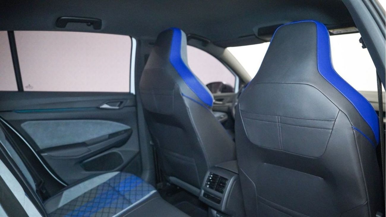 Volkswagen Golf - Warranty Until Dec 2027 - Approved Prepared Vehicle