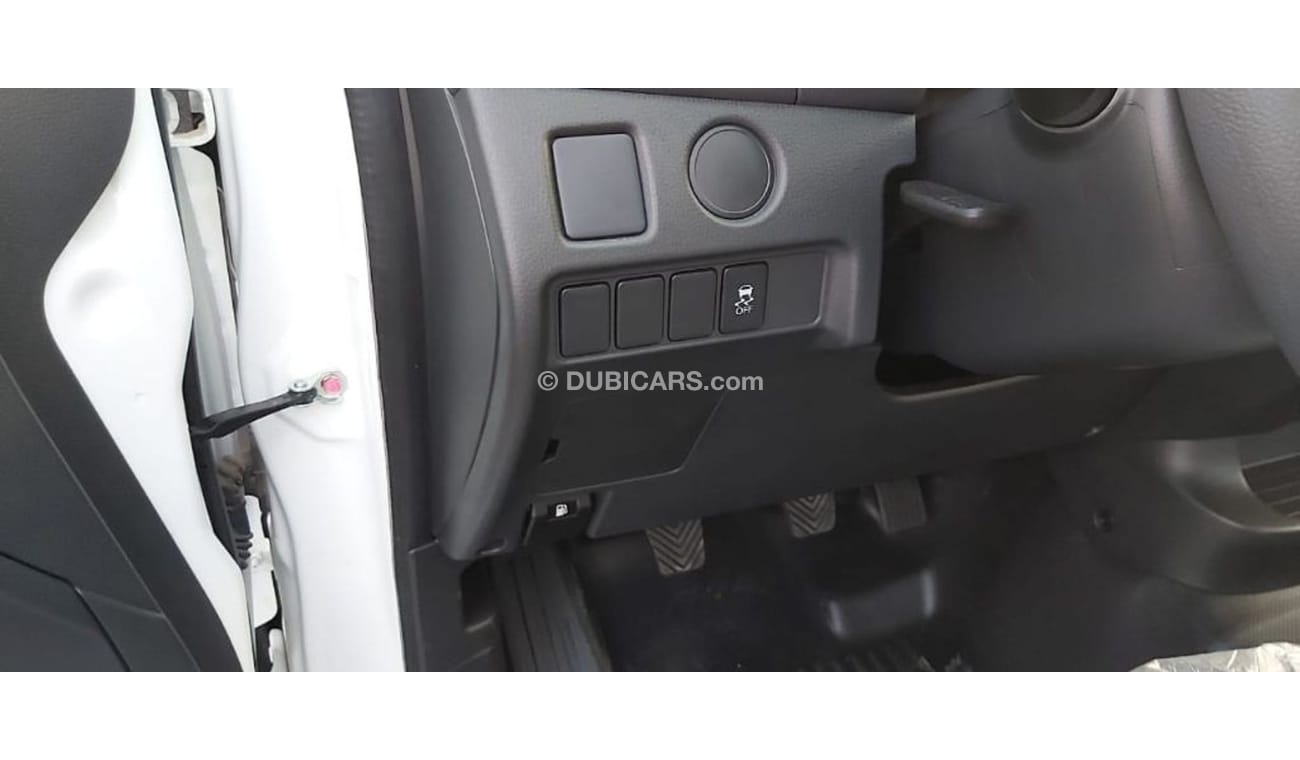 Mitsubishi L200 Mitsubishi L200 single cab 2.5L 2 doors 2020 DIESEL EXPORT PRICE 45000AED