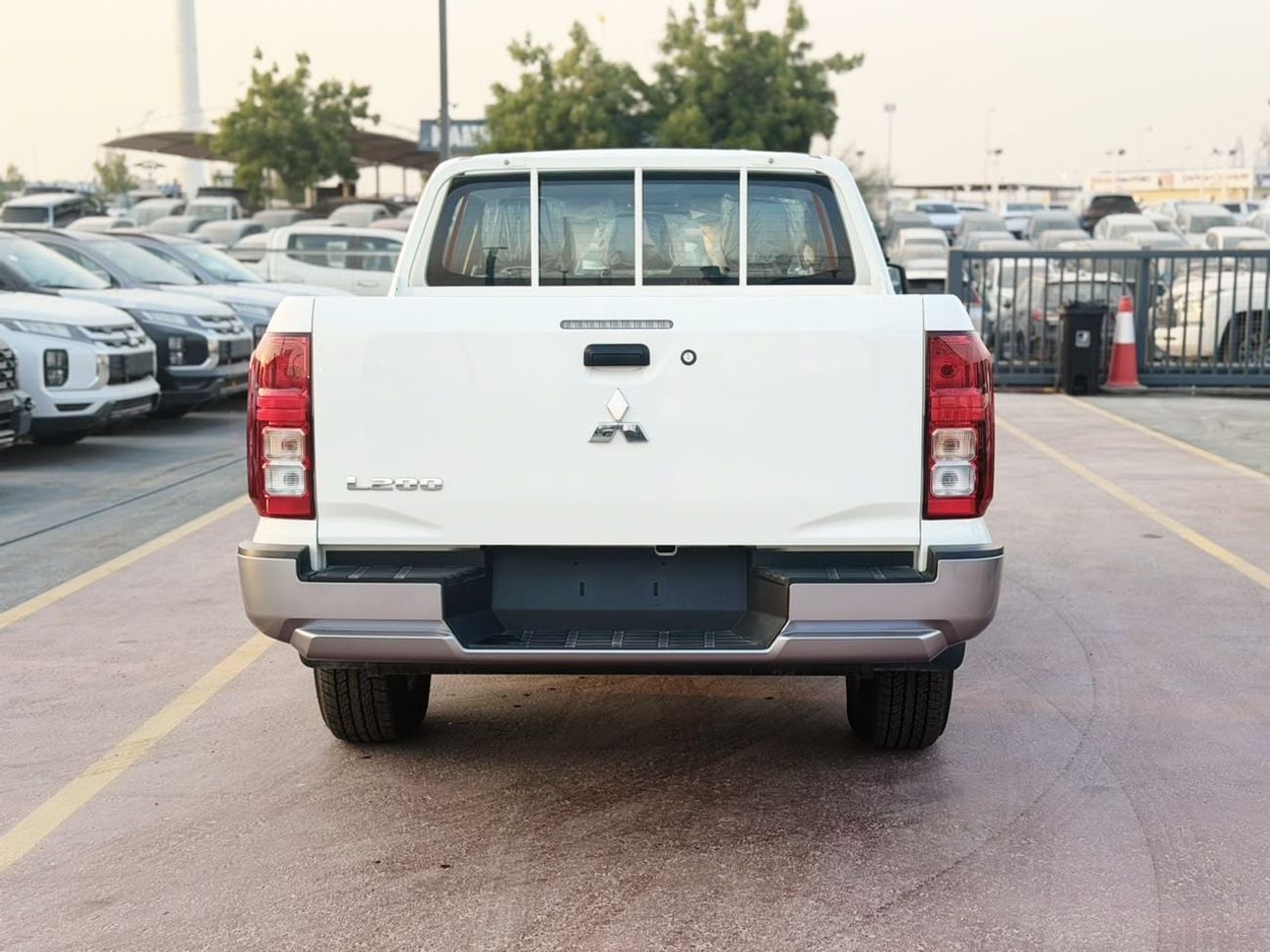 ميتسوبيشي L200 GL