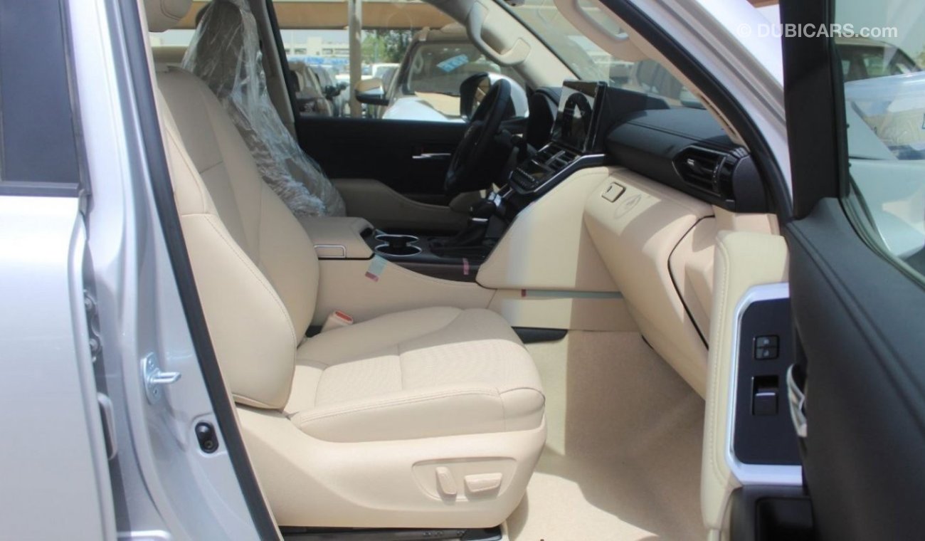 Toyota Land Cruiser GXR 3.5L AT 2022 MODEL WITH LEATHER SEATS