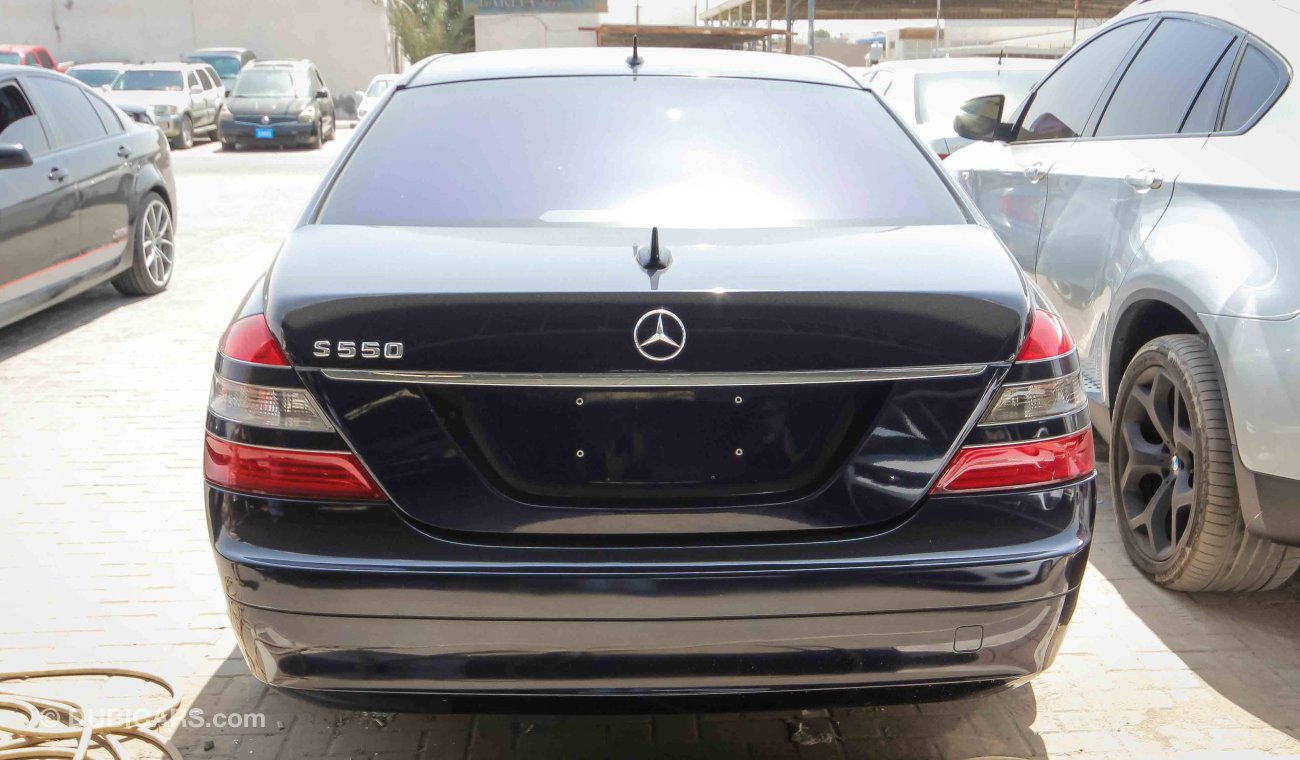 مرسيدس بنز S 550