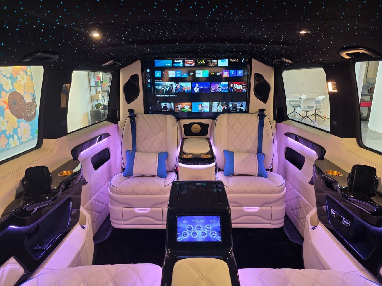 مرسيدس بنز V 300 2026 “LE REVE” – Handcrafted by ROYAL CUSTOMS in Dubai (5 Year Warranty)