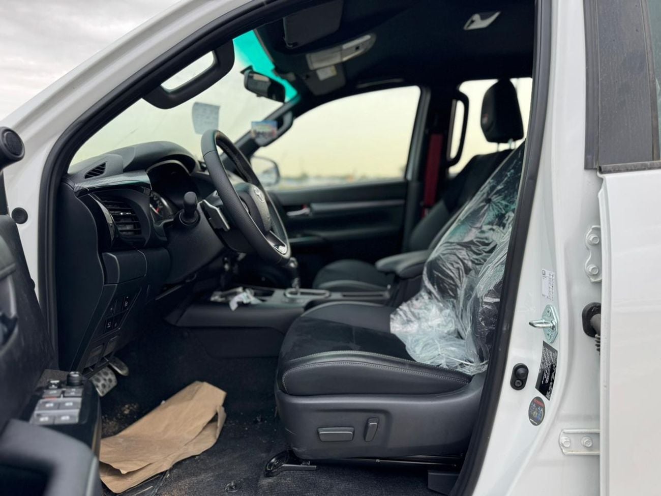 Toyota Hilux TOYOTA HILUX GR 4.0L 2026 GCC V6