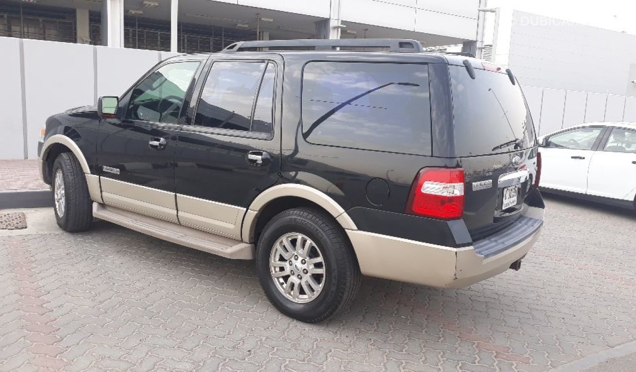 Ford Expedition 2008 Model gulf specs sunroof cruse control alloy leather interiors 4x4