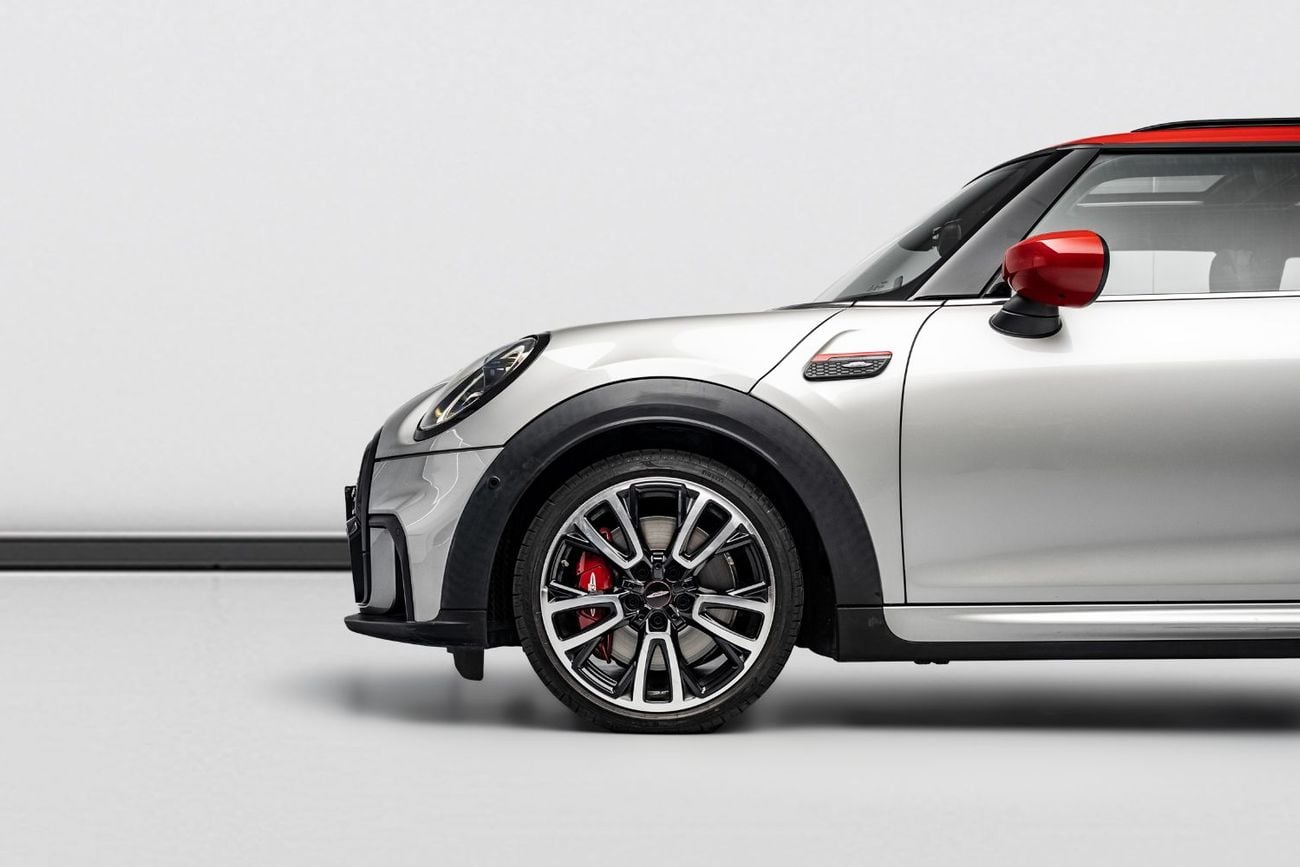 Mini Cooper SUMMER STARTS NOW | EXCLUSIVE DEAL BY BLACKLINE, May 2027 Mini Warranty + Service Contract, GCC
