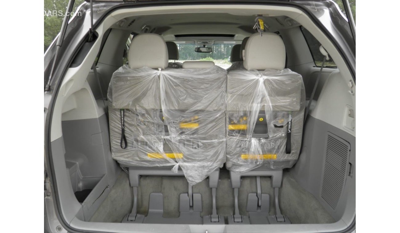 Toyota Sienna 2011 ref #139