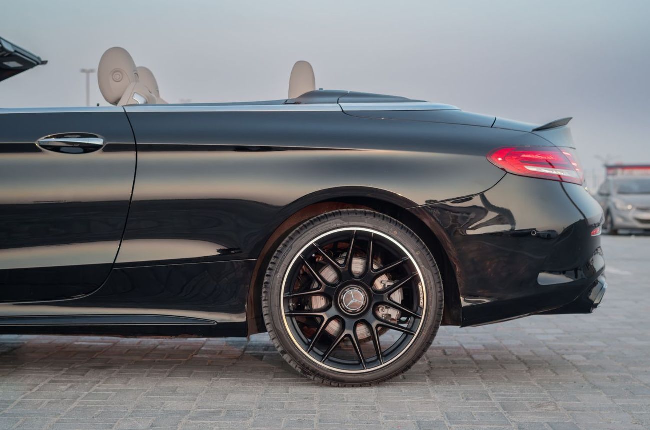 Mercedes-Benz C 300 Coupe SPORT 2.0L COUPE