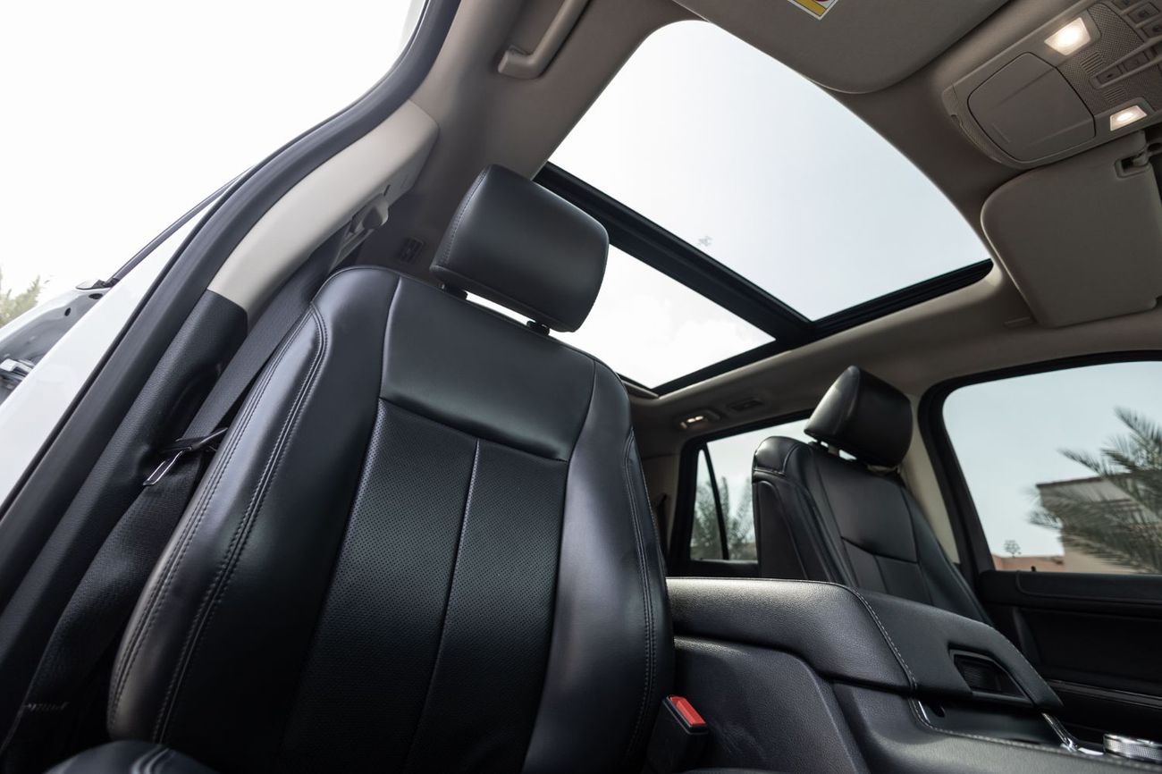 Ford Expedition XLT 3.5L (480 HP) RWD