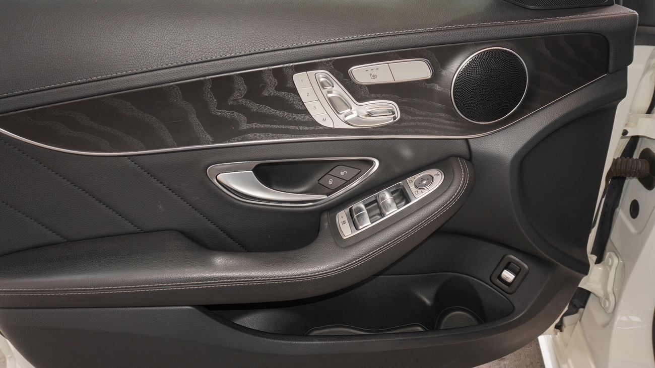 مرسيدس بنز C 200