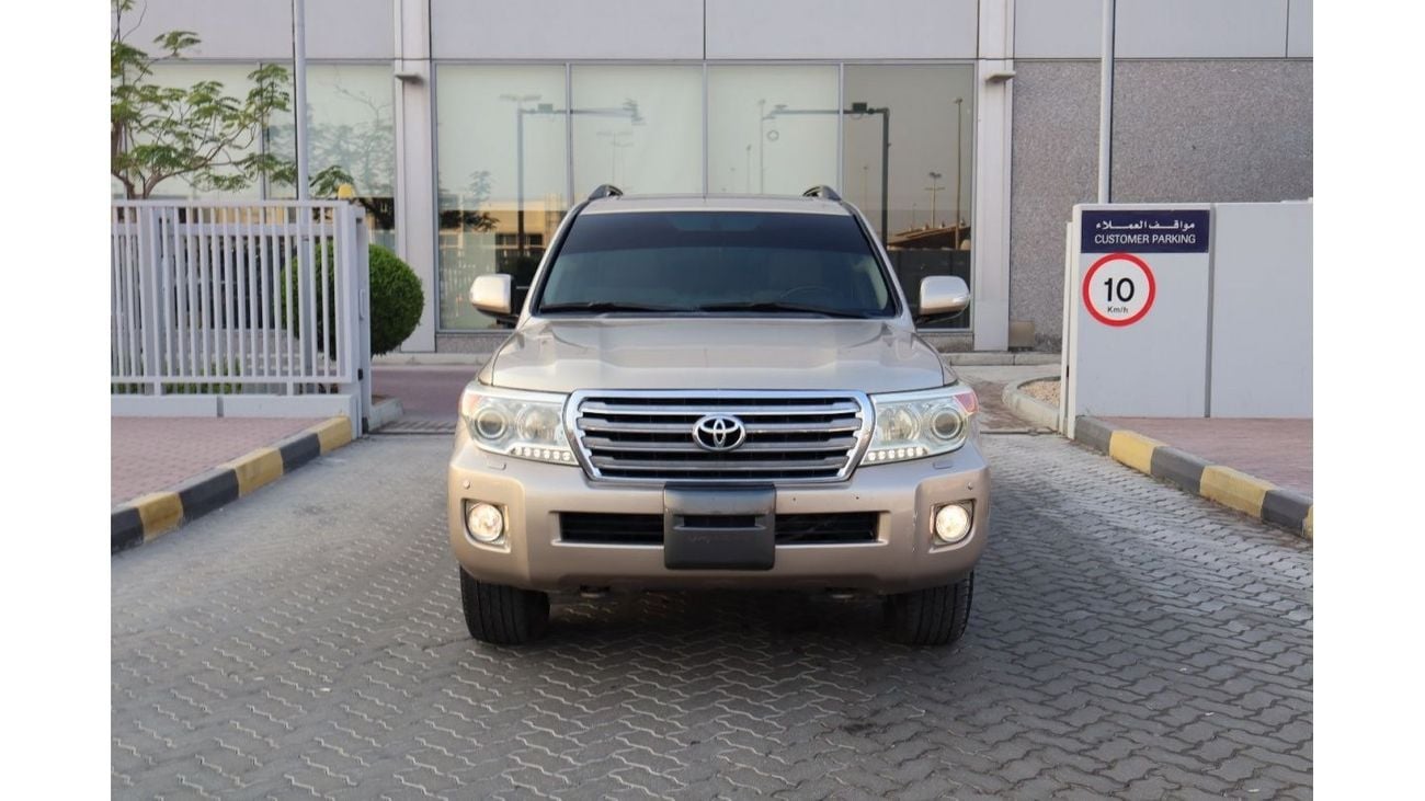Toyota Land Cruiser GCC V8 GXR