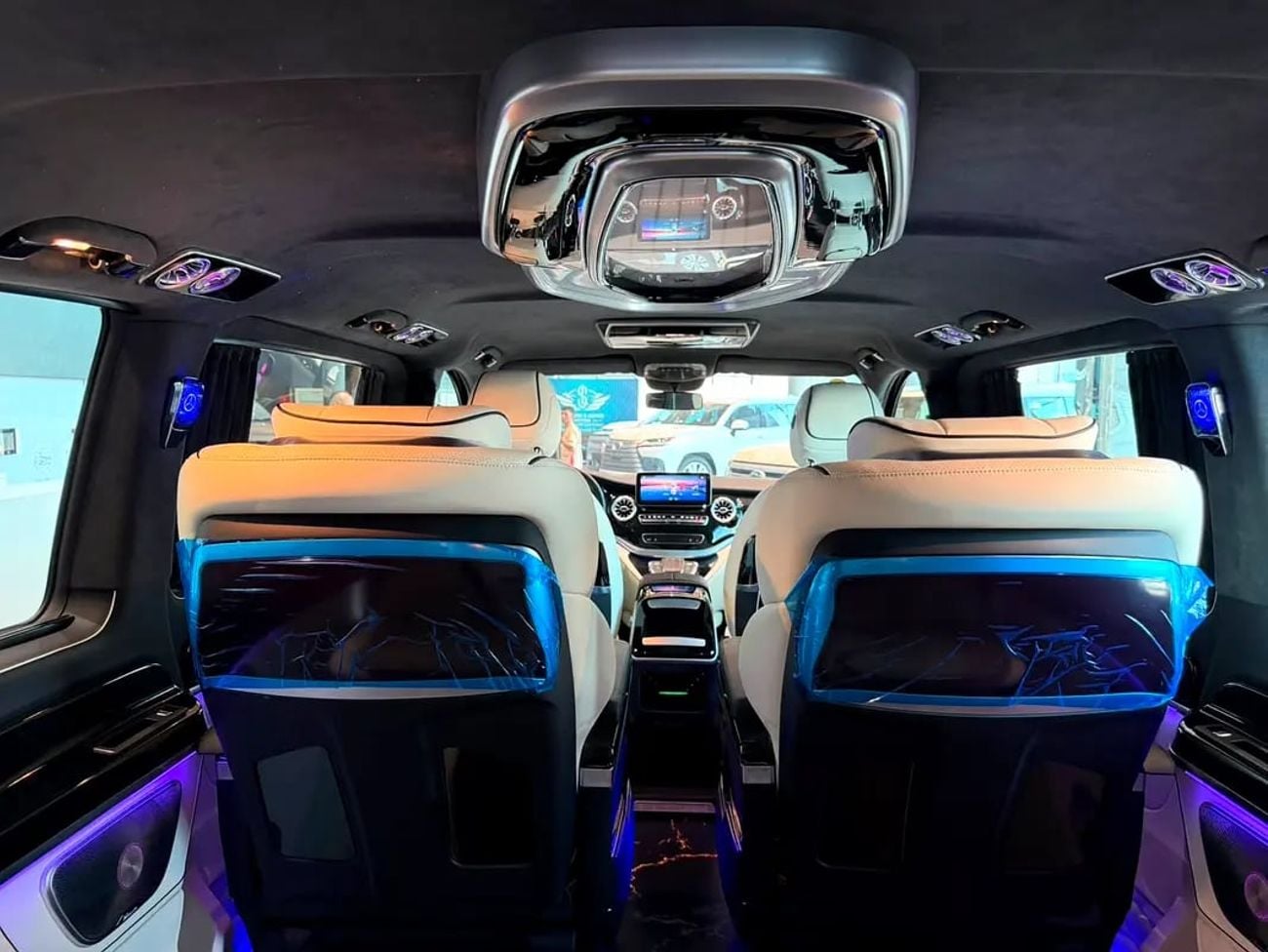Mercedes Benz V300 V 300 - European Specs - Brand Luxury MPV
