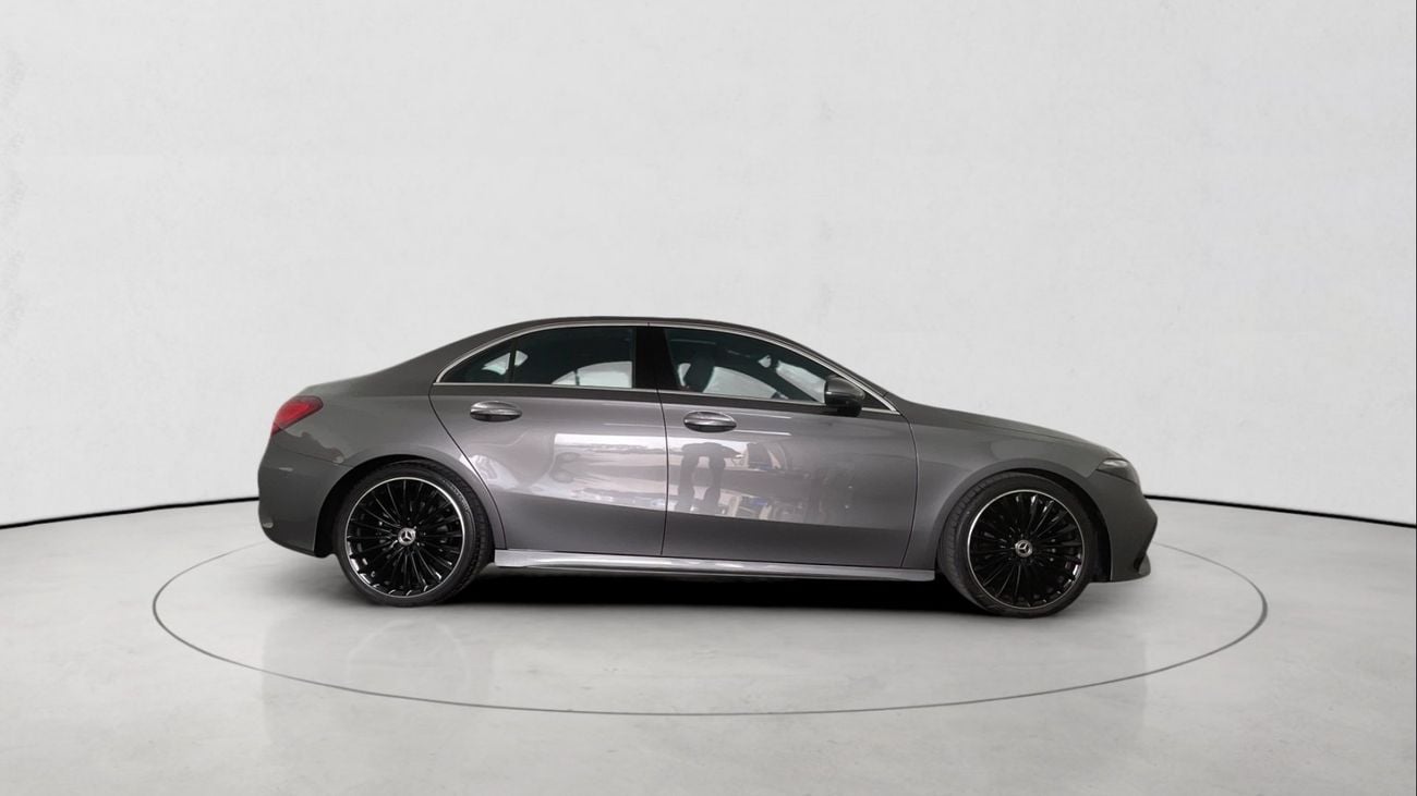 Mercedes Benz A200 1.3 A 200 DCT | Guaranteed Warranty | 0 Down Payment