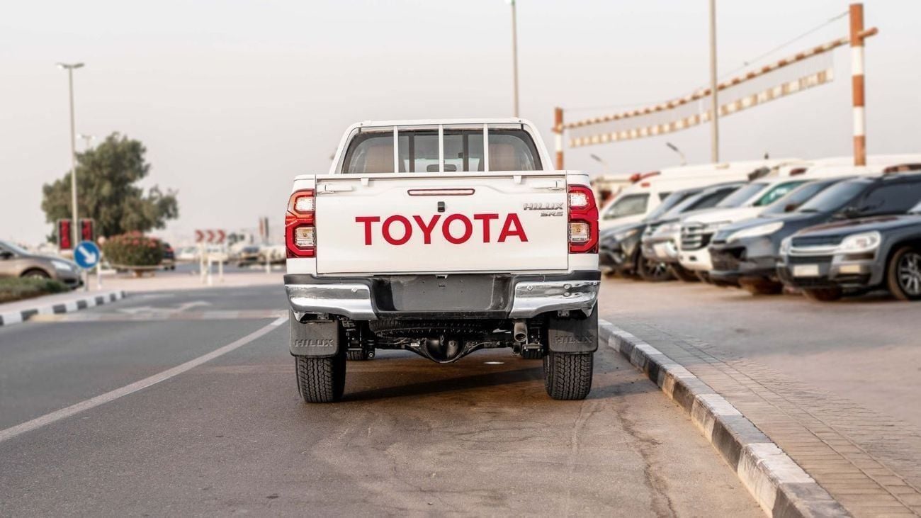 Toyota Hilux 2025 Toyota Hilux 2.7L AT Petrol (White)