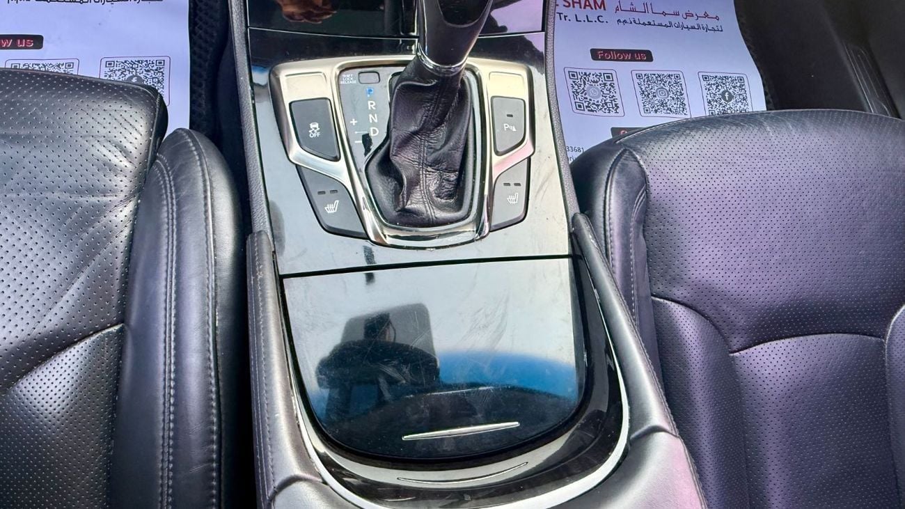 Hyundai Grandeur STD (NON GCC)