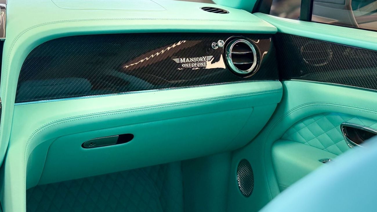 Bentley Bentayga Bentley Mansory Bentayga 1of1 - 2022 - Bespoke Fully Loaded With Two Tone Color