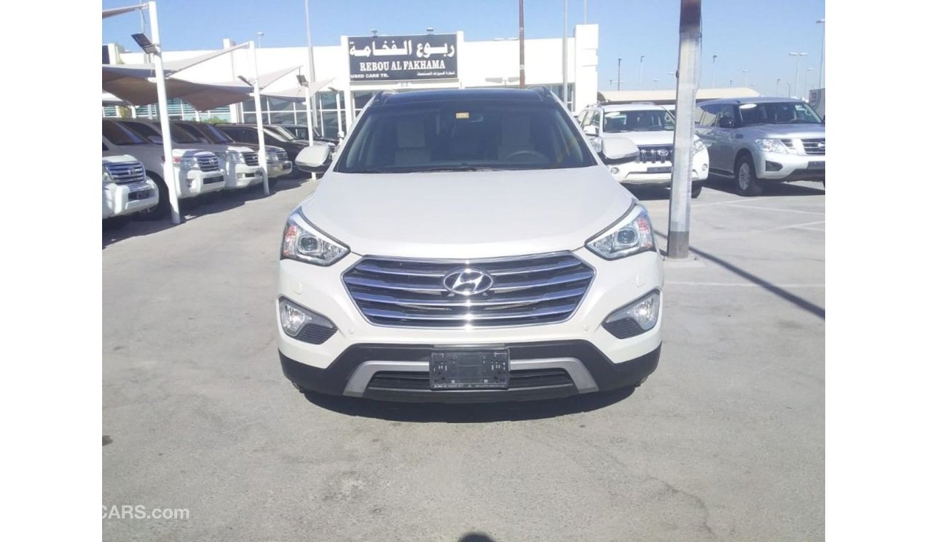 Hyundai Grand Santa Fe HYUNDAI GRAND SANTA FE 2016 GCC