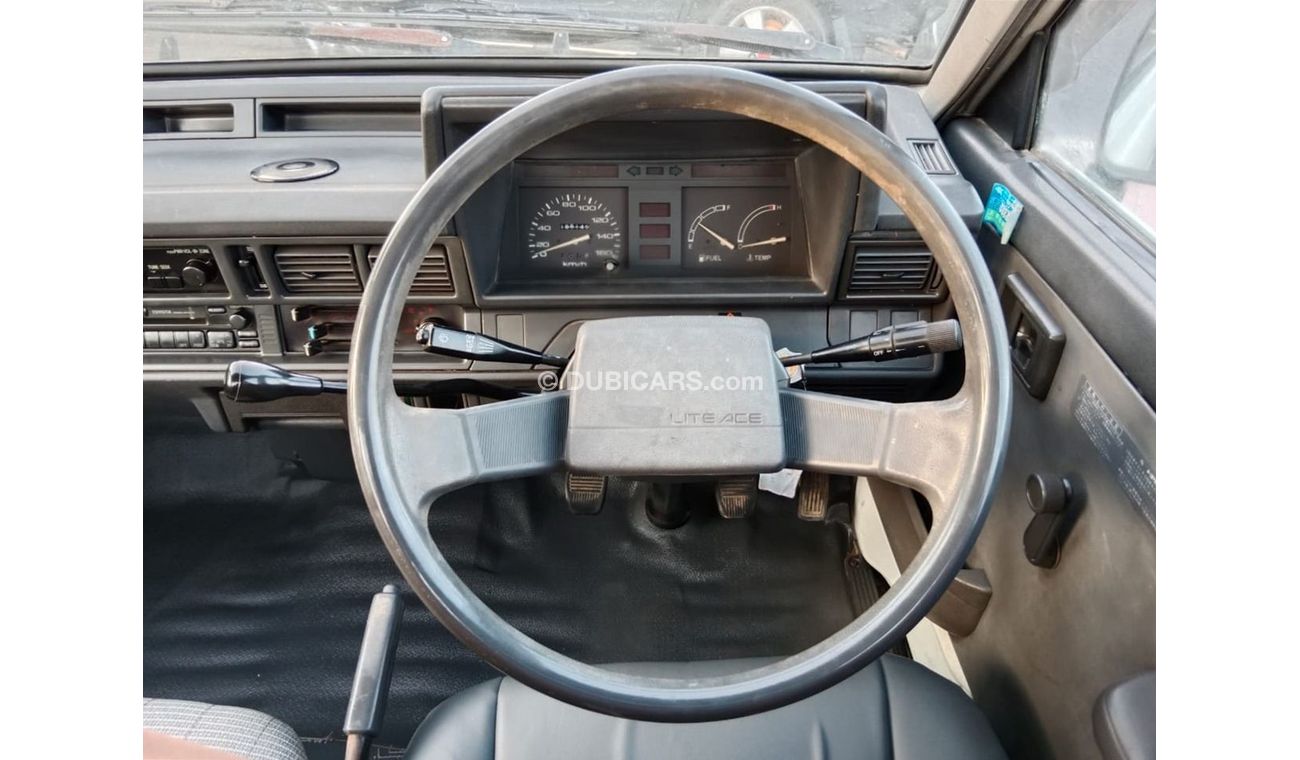 Toyota Liteace TOYOTA LITEACE PICK UP RIGHT HAND DRIVE  (PM1248)