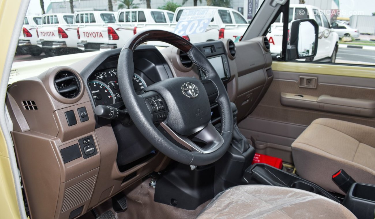 Toyota Land Cruiser Pick Up LX