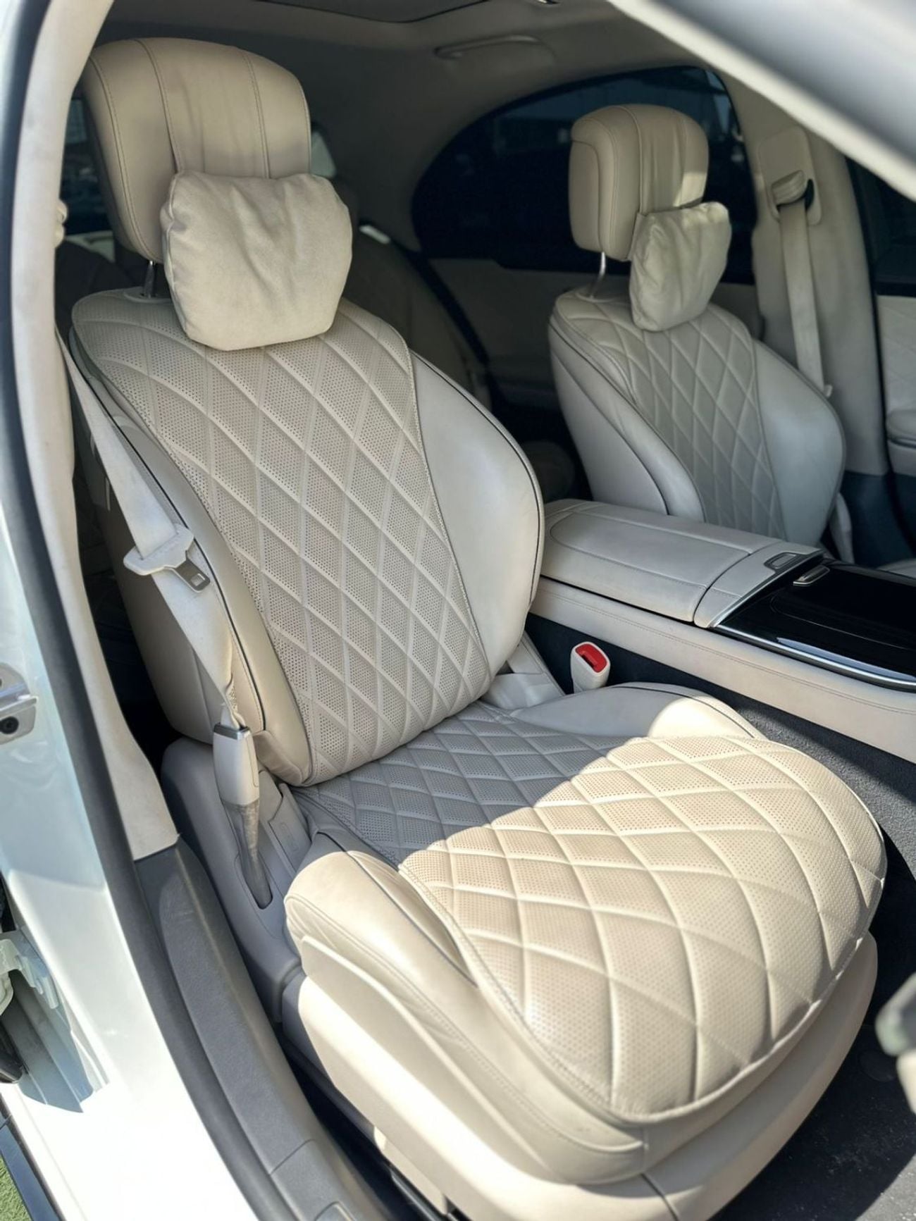 مرسيدس بنز S 580 مرسيدس بنز S580 وارد 2022 كلين تايتل صبغ وكاله ف اوبشن بحاله ممتازه