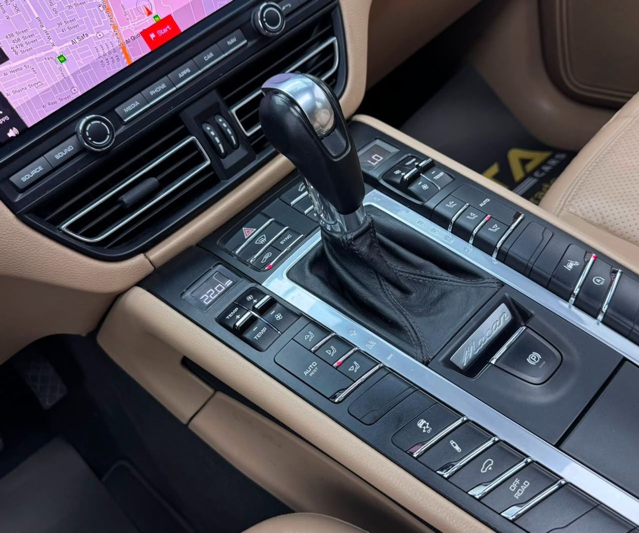 Porsche Macan 2020 Porsche Macan S, 1 Year Warranty, Service History, Excellent Condition, GCC