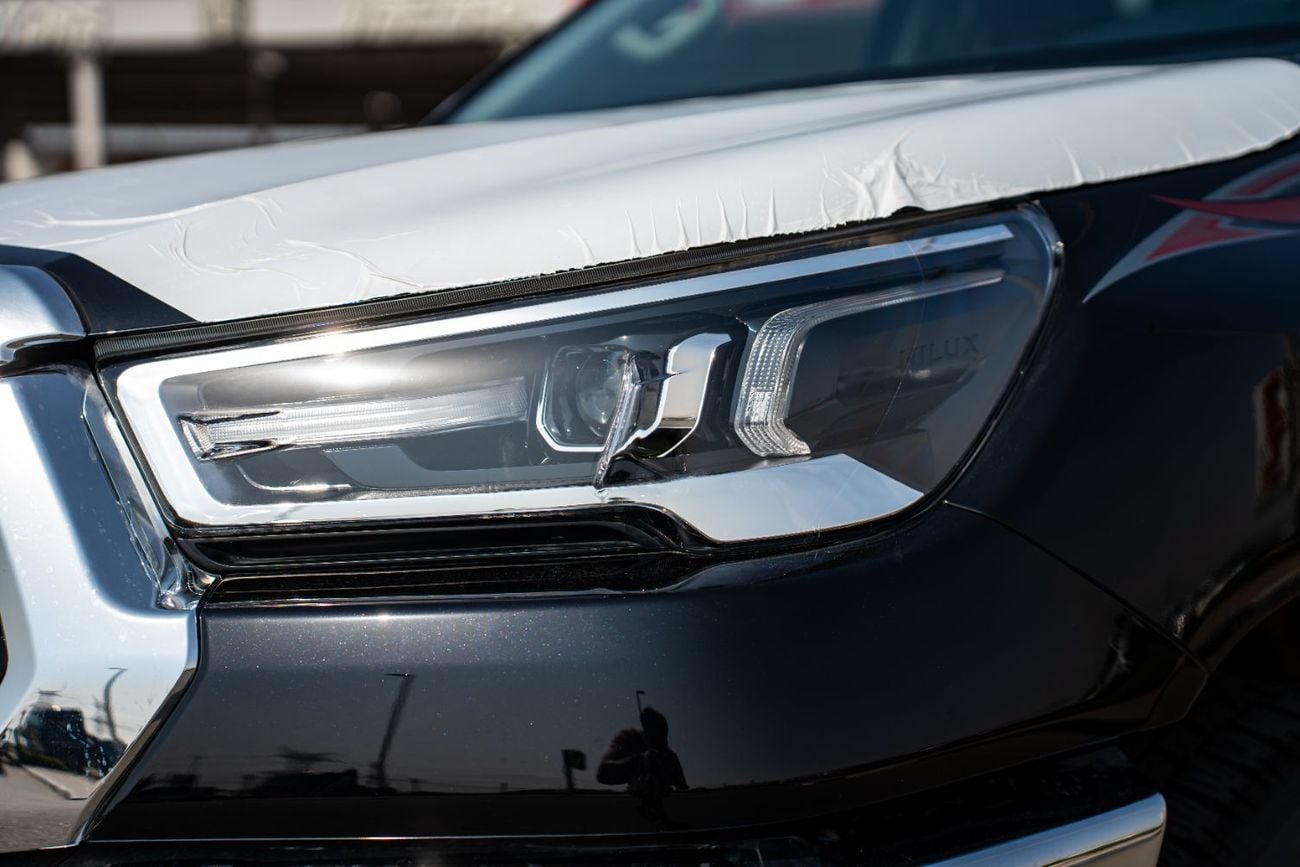 تويوتا هيلوكس Toyota Hilux  2.7ltr  -M -T  Double Cabin 4x4 Full Option  2026 Pickup