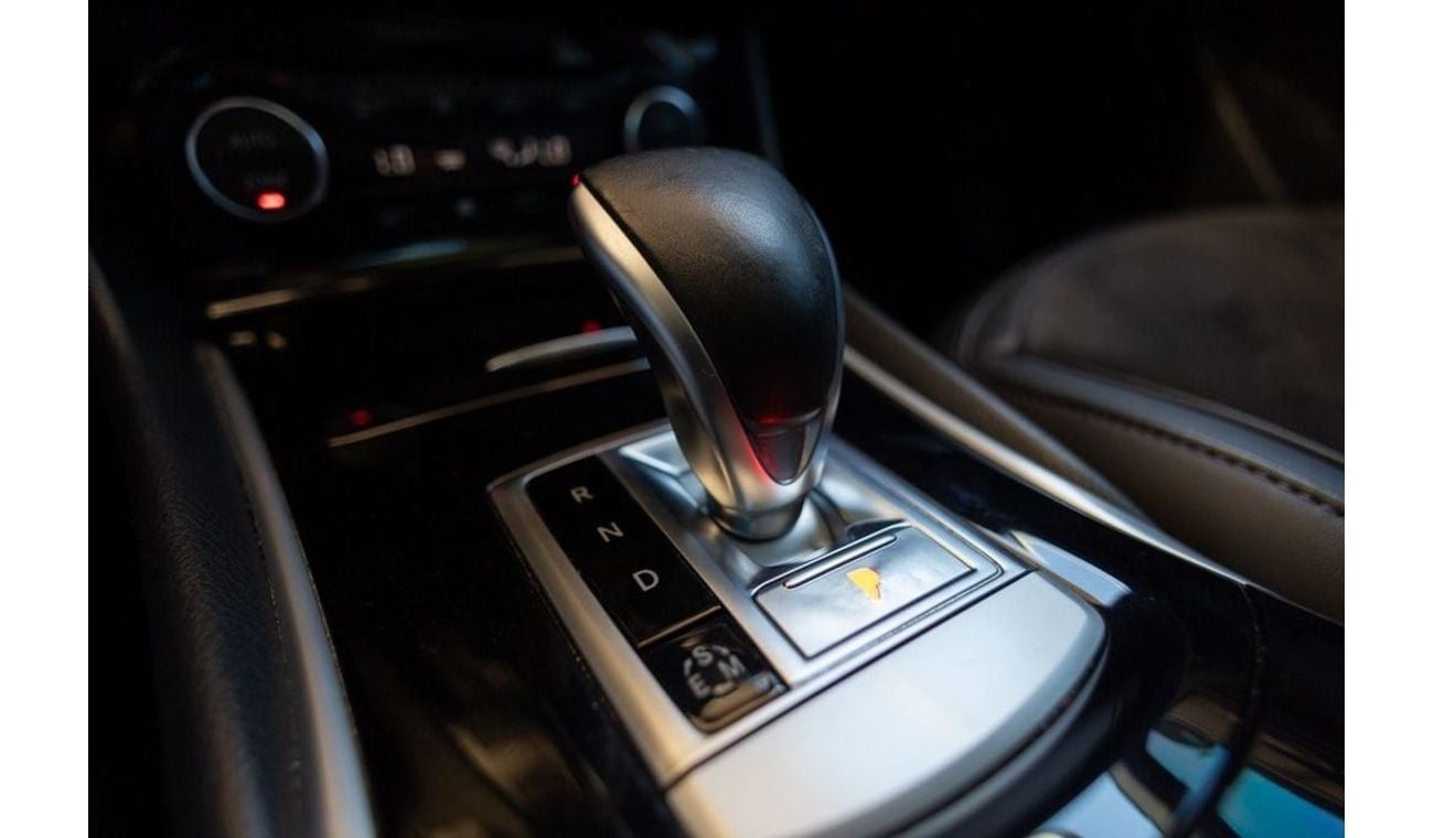 Infiniti Q30 Infiniti Q30 2019 GCC under Warranty with Flexible Down-Payment.