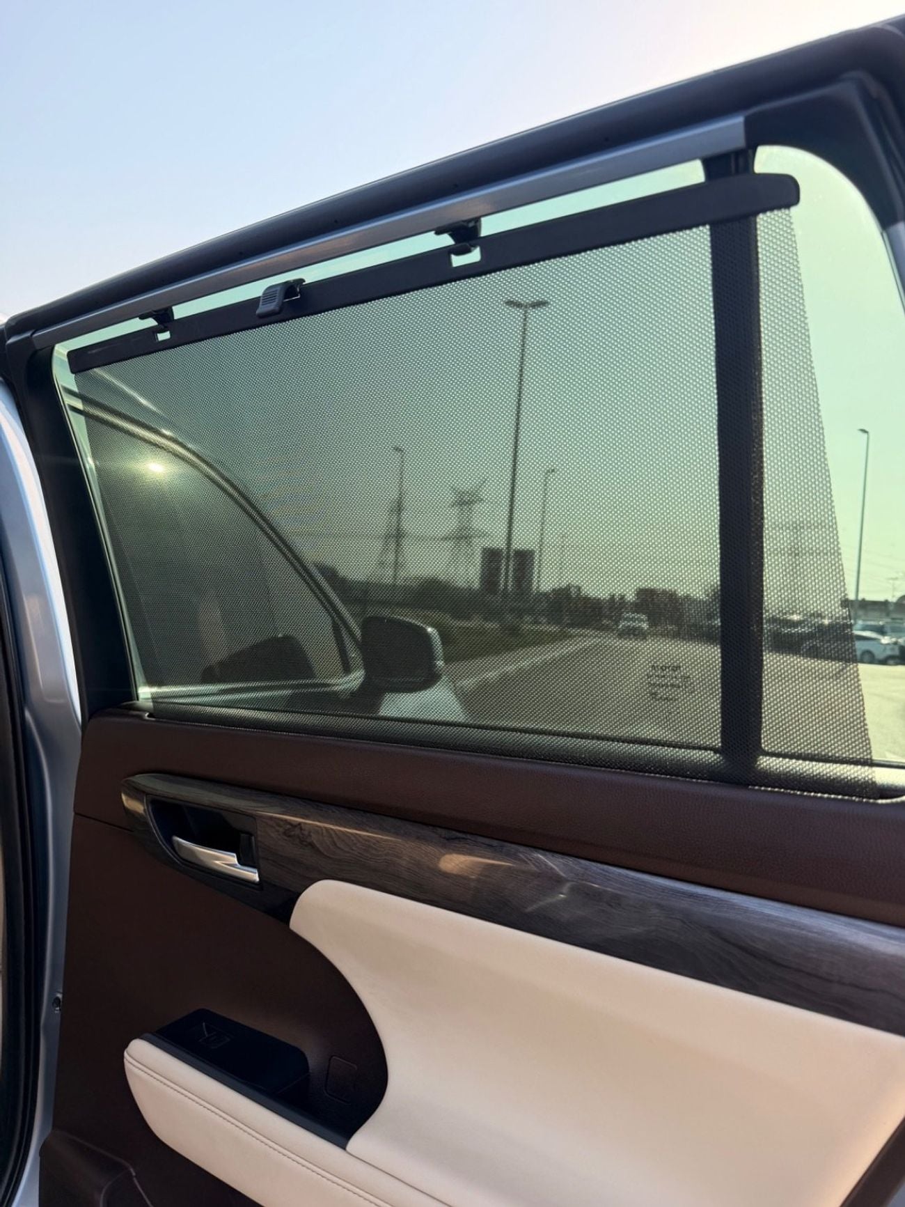 تويوتا هايلاندر Hybrid Platinum 2.5L | 360 camera, panoramic , head up display