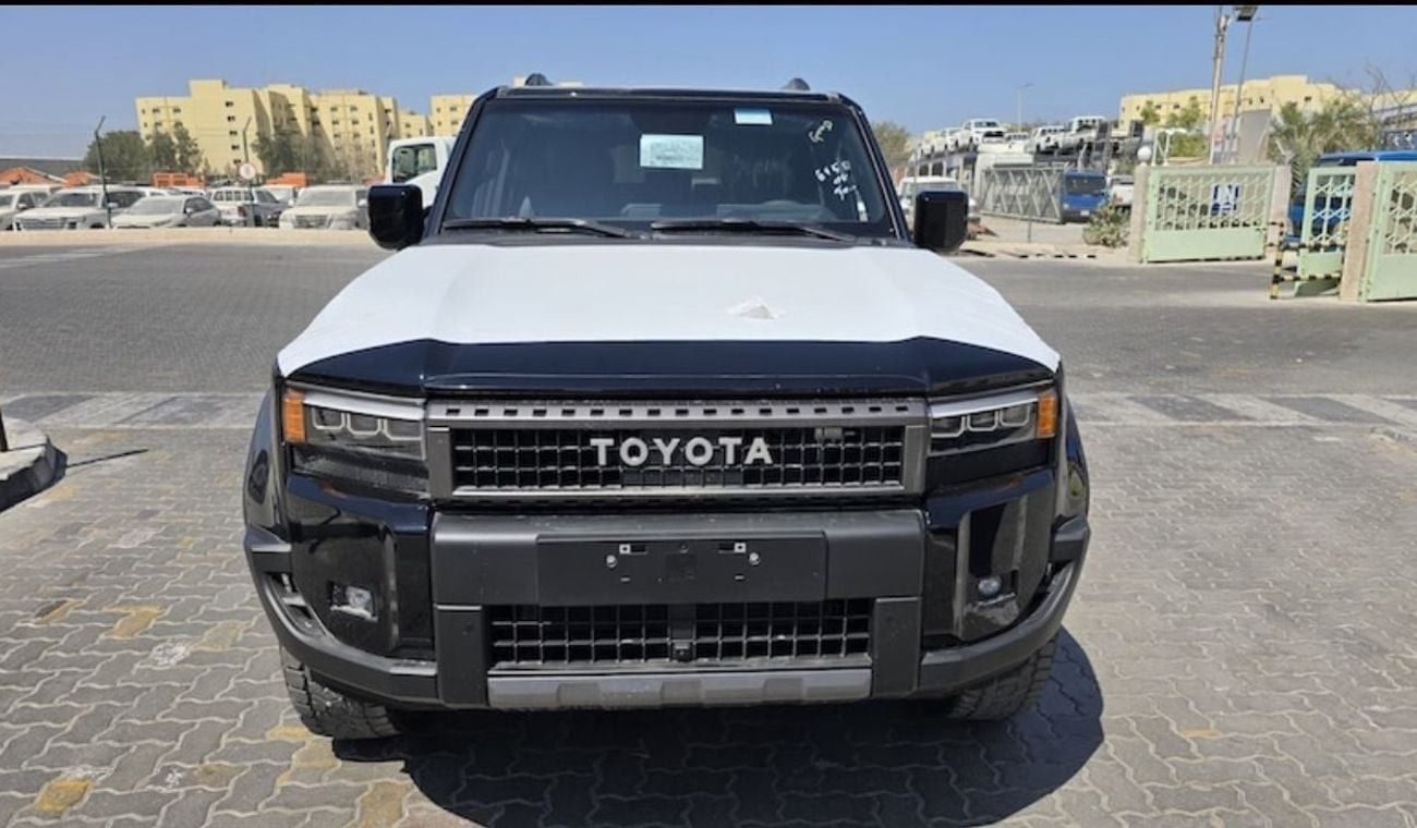 تويوتا برادو Toyota Prado Luxury 2.4L Petrol