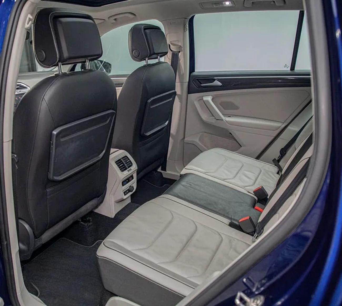 فولكس واجن تيجوان SEL 2.0L