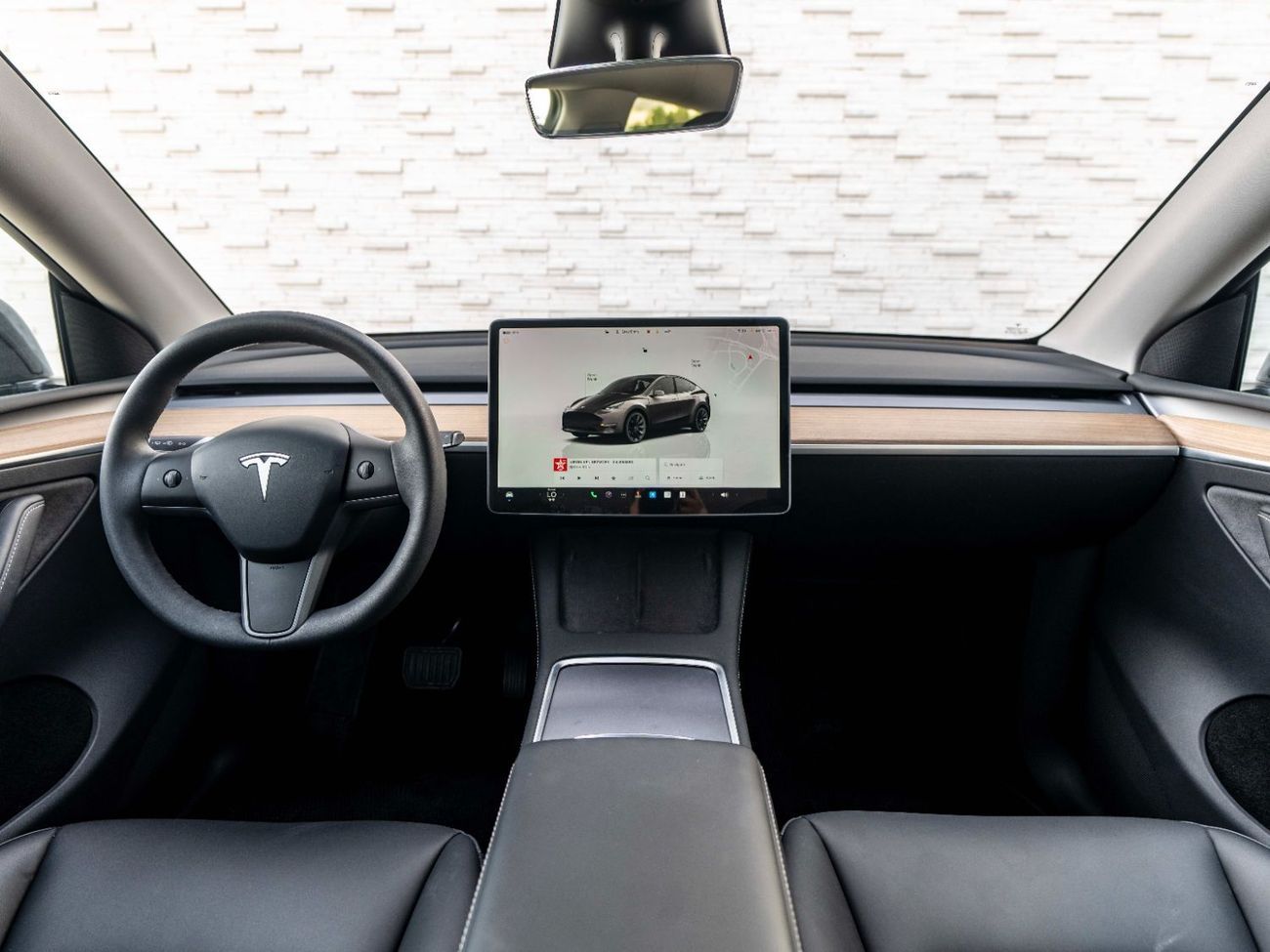 Tesla Model Y Long Range (AWD)