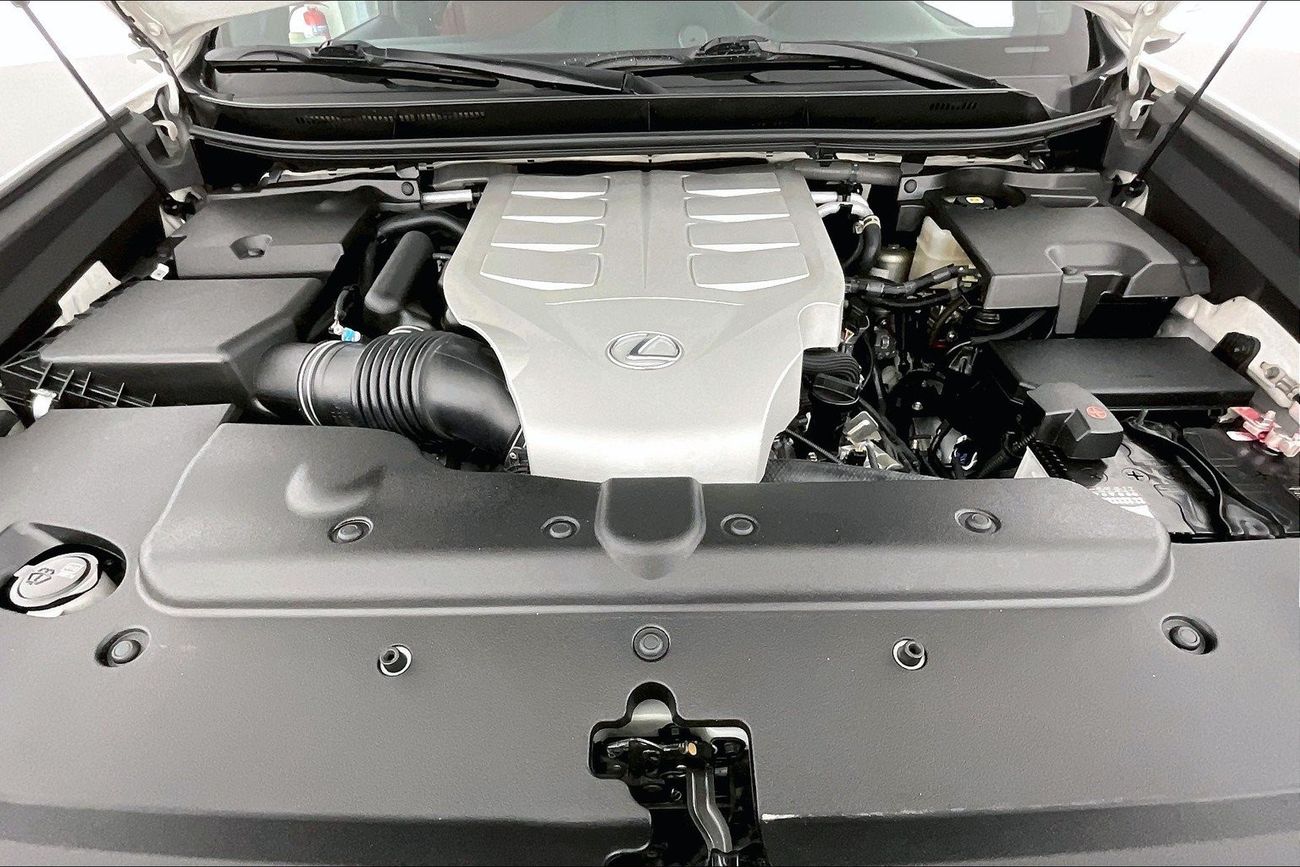 لكزس GX 460 Premier | عرض العيد الحصري | خالية من أضرار الفيضانات