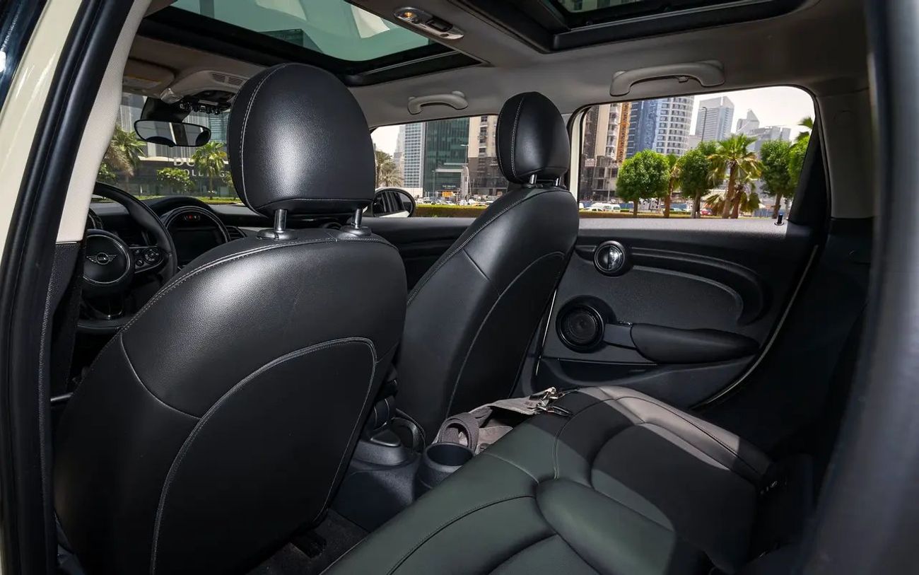 ميني كوبر John Cooper Works 1.6L Hatch