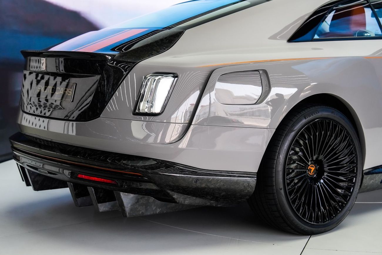 Rolls-Royce Spectre Coupe VENUUM